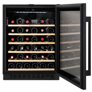 Įmontuojamas vyno šaldytuvas Electrolux EWUS052B5B 1