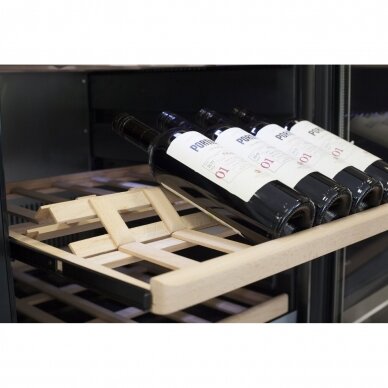 Vyno šaldytuvas CASO WineSafe 192